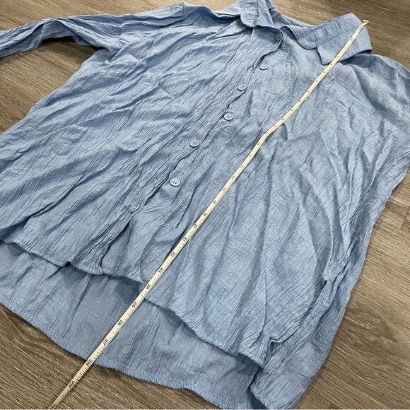 Boohoo Crinkle Relaxed Fit Shirt 10 Button Up Shirt - Picture 4 of 5